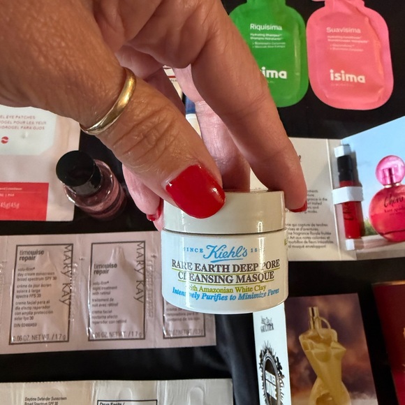 Gift set - High End Products - Kiehl's Rare Earth Deep Pore Cleansing Masque - Picture 3 of 5